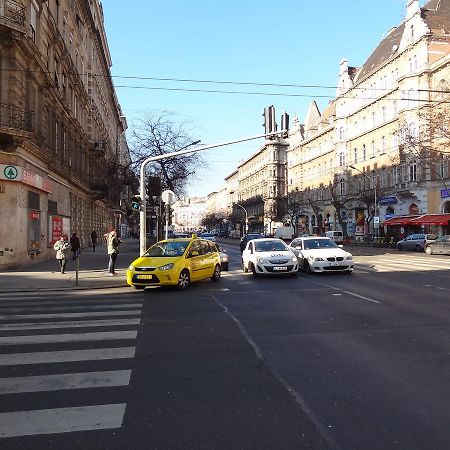 Erzsebet Boulevard Apartment Budapest Exterior photo